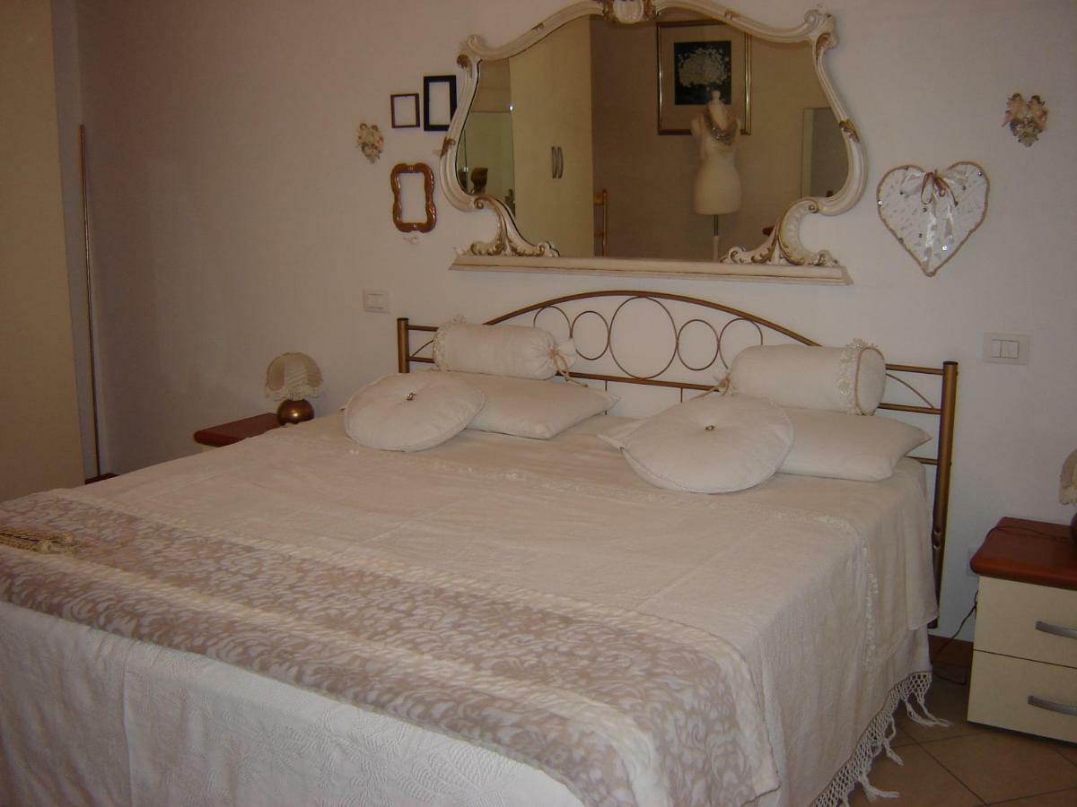 Casa Del Sole Appartamento N° 2 White And Gold Room غافاردو المظهر الخارجي الصورة