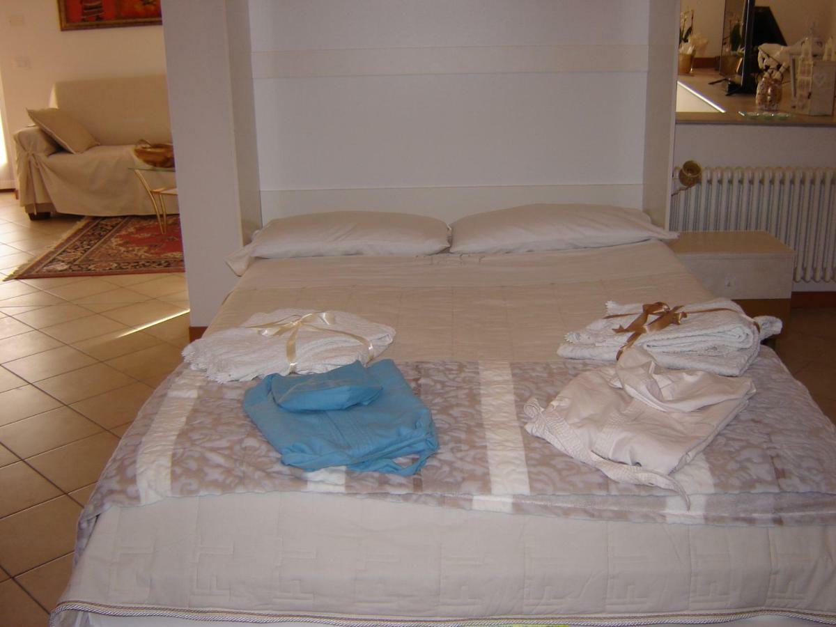 Casa Del Sole Appartamento N° 2 White And Gold Room غافاردو المظهر الخارجي الصورة